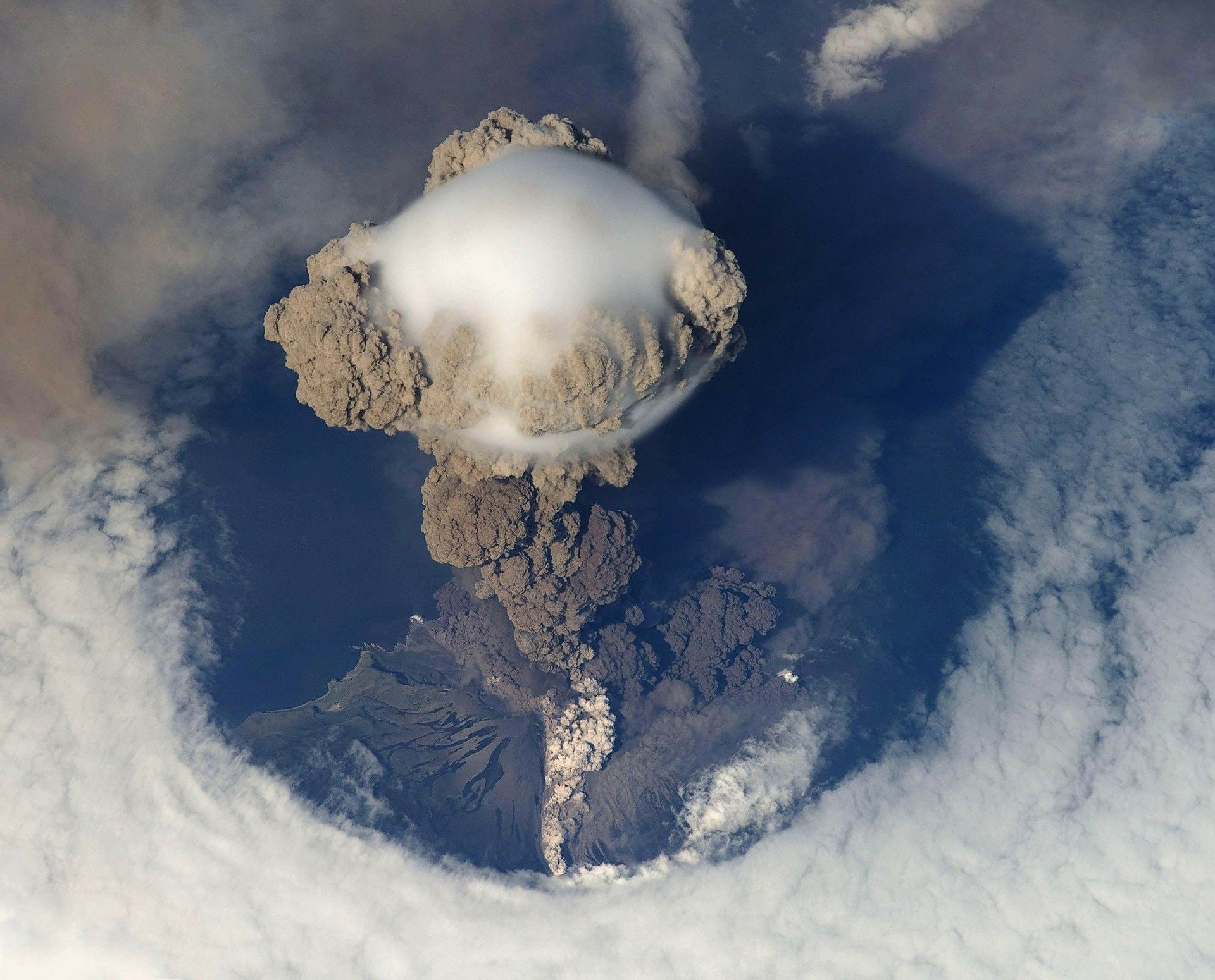 What the Earth’s ‘voice’ tells us about its underground architecture