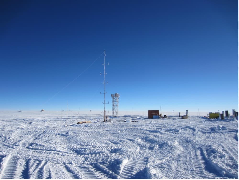 The world’s clearest view of stars is seen from the highest point of the Antarctic ice sheet